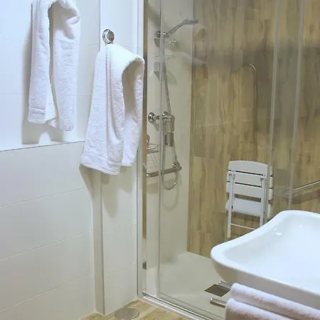 Konukevi La Provinciana 3*